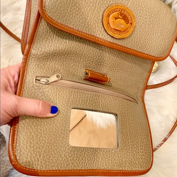 Vintage Dooney & Bourke - Picture 5 of 7